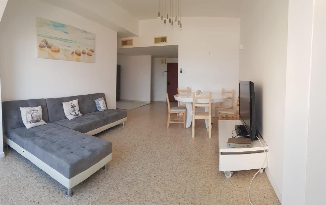 Shantell Boutique Apartments ネタニア エクステリア 写真