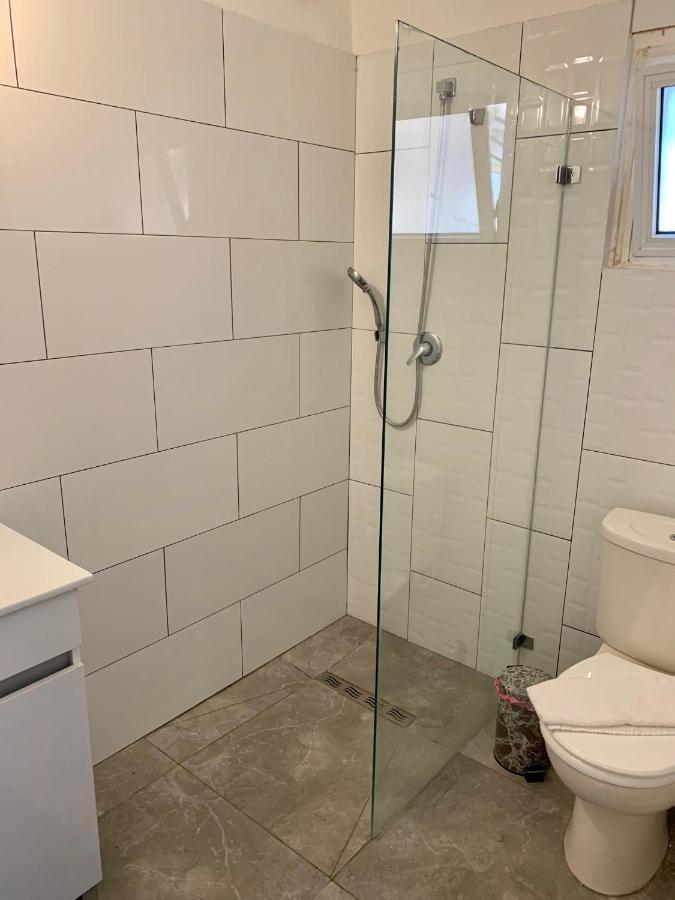 Shantell Boutique Apartments ネタニア エクステリア 写真